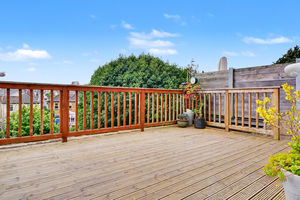 Raised Sun Deck- click for photo gallery